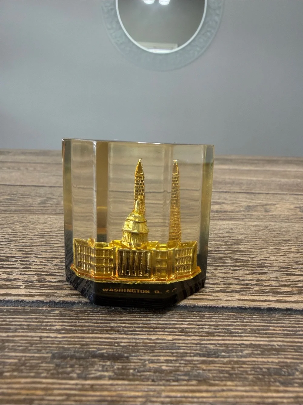 VTG Gold Washington D.C. Souvenir Resin Dome